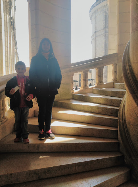 escaleras - doble hélice - niños 