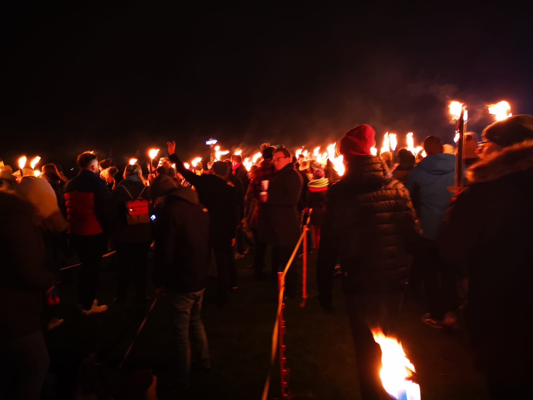 antorchas - edimburgo - personas - fuego