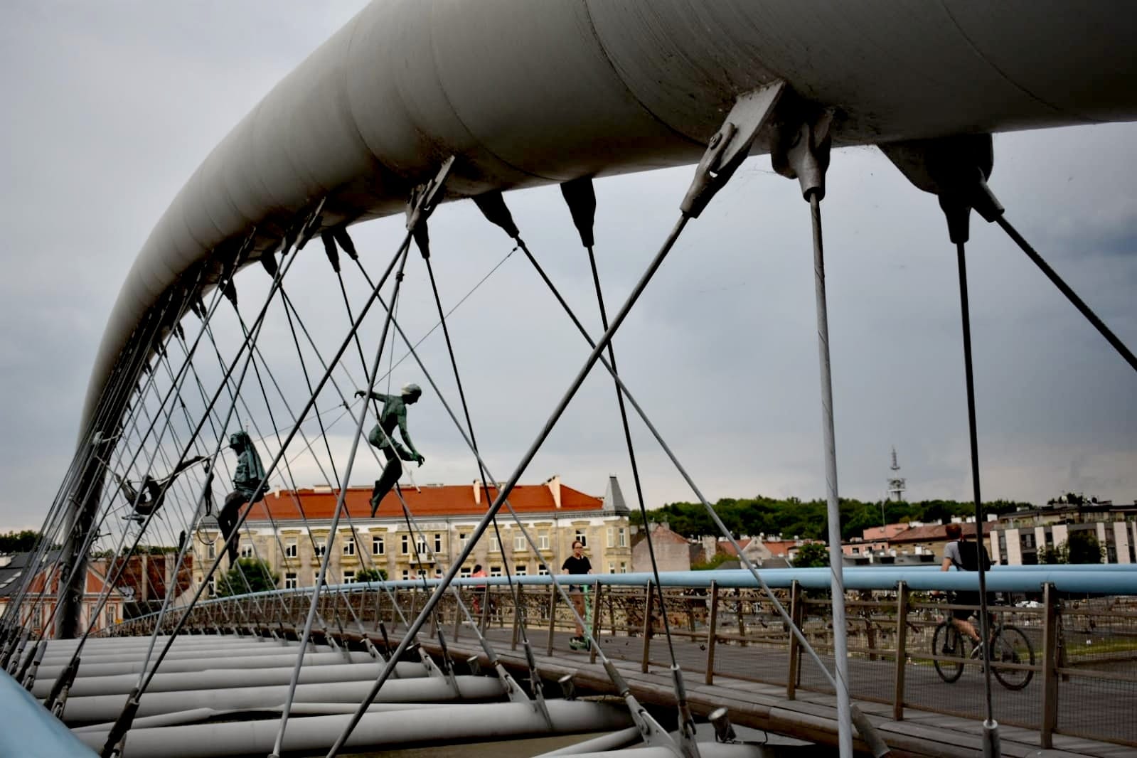 Puente - hierro - rio -