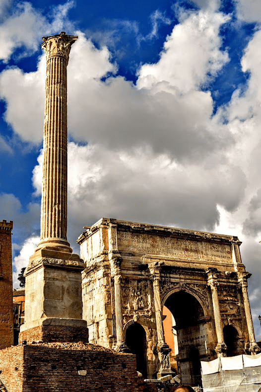 Arco de Septimo Severo y Columna de Coca
